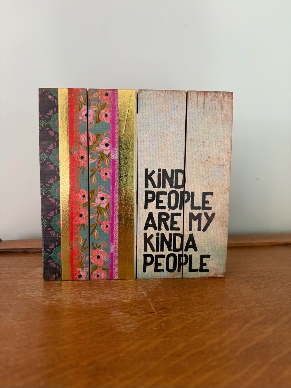 NATURAL LIFE Multicolor Floral 'Kind People Are My Kinda People' Wood Sign